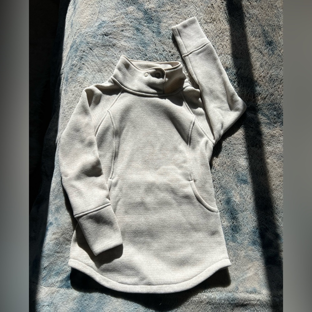 Prana cream colored pullover tunic fleece, xs